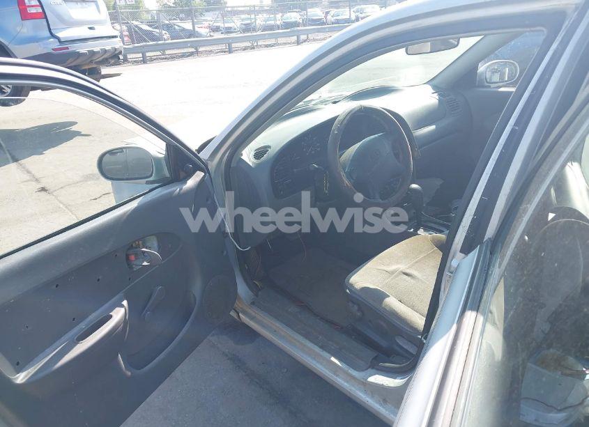 Photo 5 of 2001 Kia Spectra GS/GSX (VIN KNAFB161615018837)