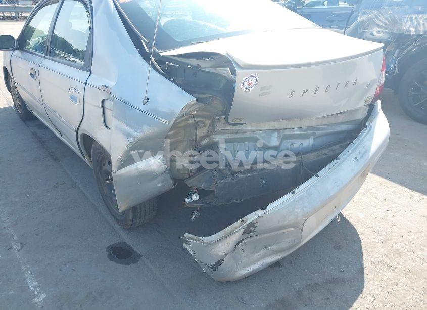 Photo 6 of 2001 Kia Spectra GS/GSX (VIN KNAFB161615018837)