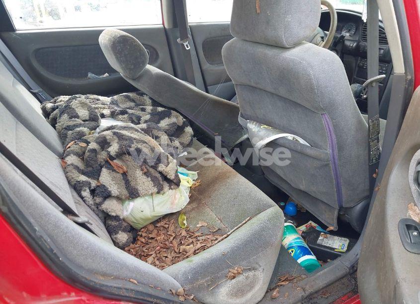 Photo 8 of 2002 Kia Spectra GS/GSX (VIN KNAFB161X25089511)