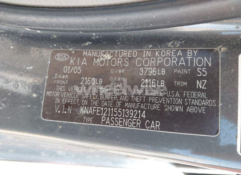 Photo 9 of 2005 Kia Spectra EX/LX/SX (VIN KNAFE121155139214)