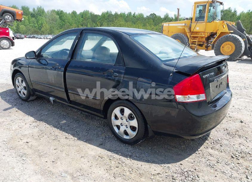 Photo 3 of 2007 Kia Spectra EX (VIN KNAFE121175472953)