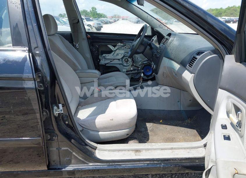 Photo 5 of 2007 Kia Spectra EX (VIN KNAFE121175472953)