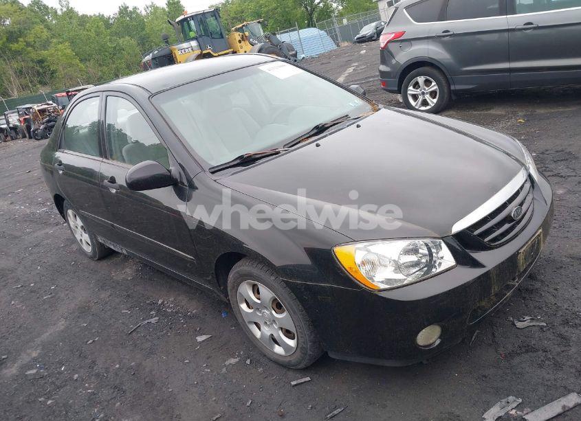 2005 Kia Spectra EX/LX/SX (VIN KNAFE121355138257) main photo