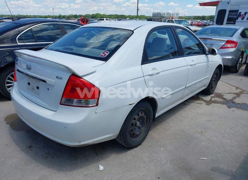 Photo 4 of 2008 Kia Spectra EX (VIN KNAFE121485543371)