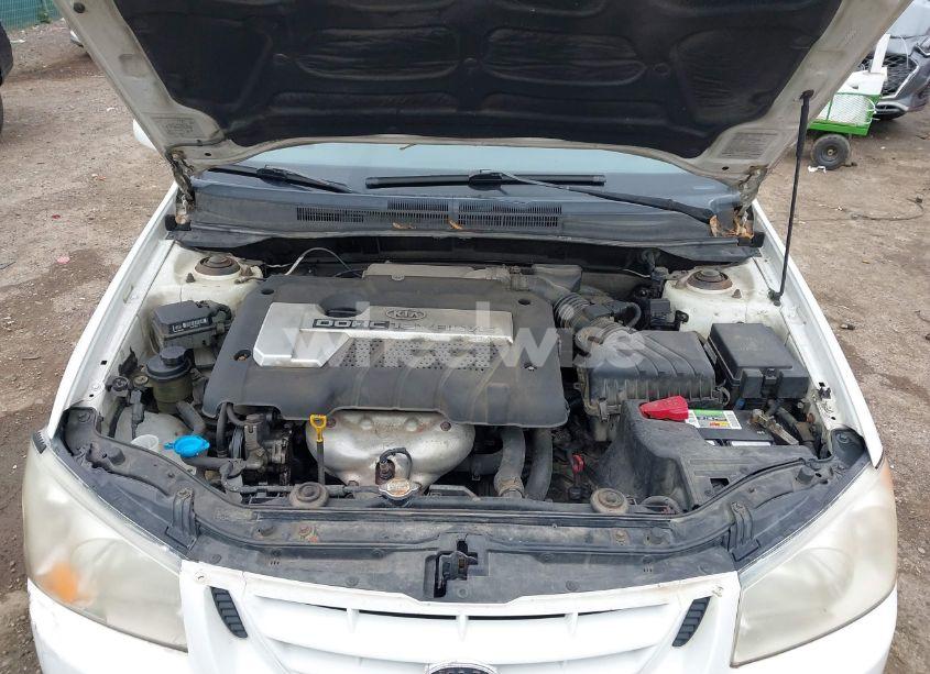 Photo 10 of 2005 Kia Spectra EX/LX/SX (VIN KNAFE121555101050)