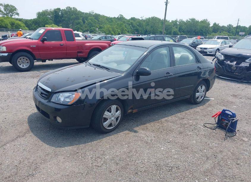 Photo 2 of 2005 Kia Spectra EX/LX/SX (VIN KNAFE121555134565)