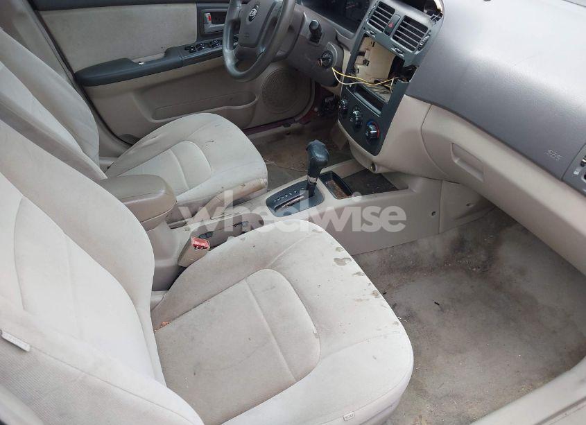 Photo 5 of 2006 Kia Spectra EX/LX/SX (VIN KNAFE121665324960)