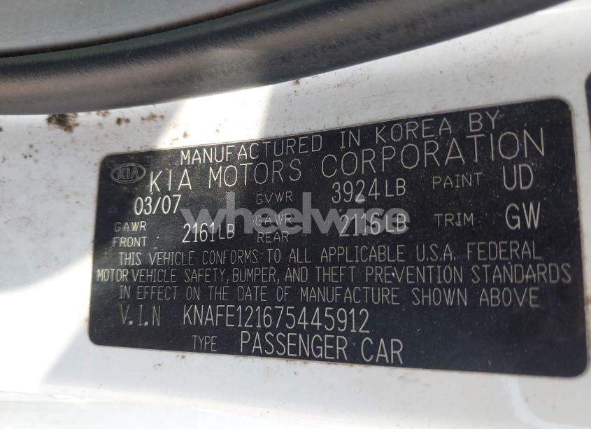 Photo 9 of 2007 Kia Spectra EX (VIN KNAFE121675445912)