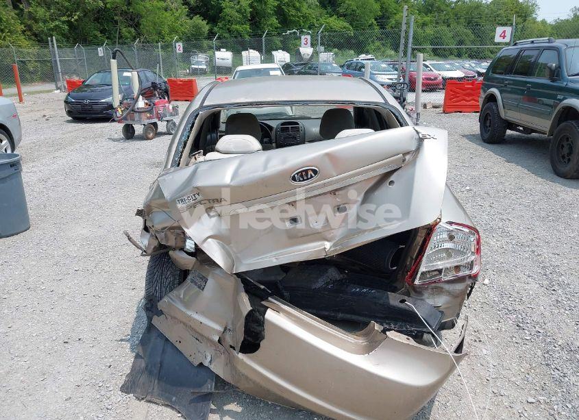 Photo 6 of 2008 Kia Spectra EX (VIN KNAFE121685526667)