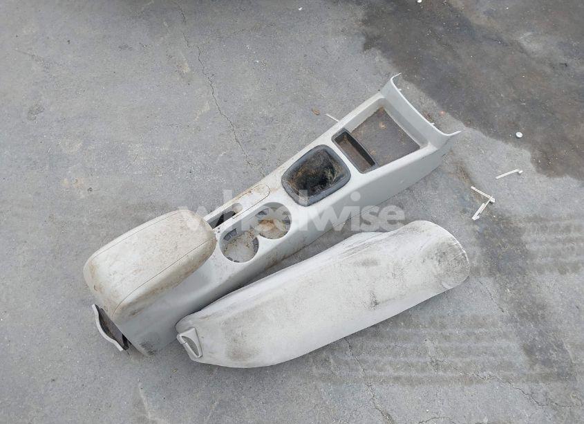 Photo 12 of 2005 Kia Spectra EX/LX/SX (VIN KNAFE121755142490)