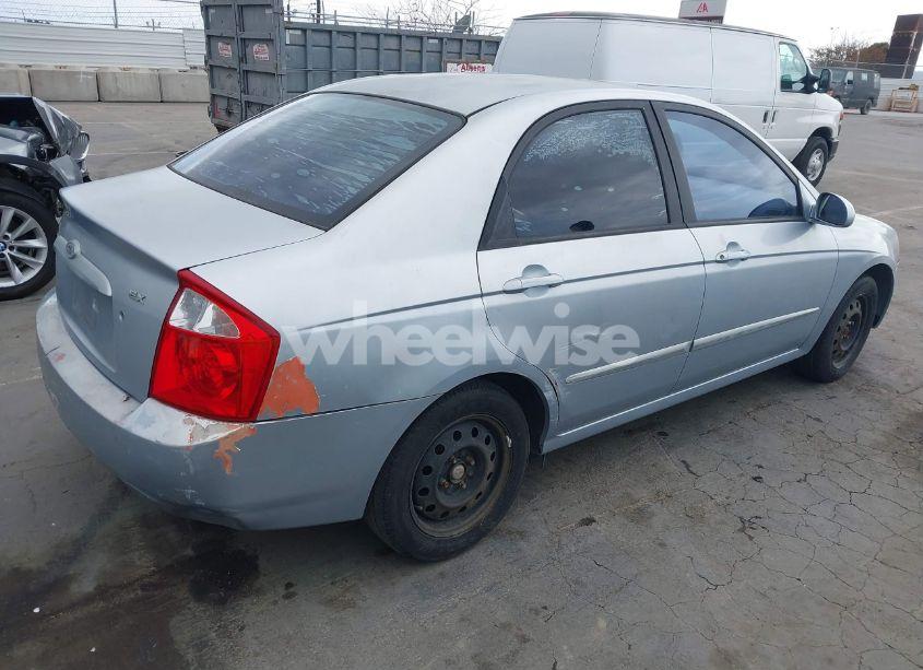 Photo 4 of 2005 Kia Spectra EX/LX/SX (VIN KNAFE121755142490)