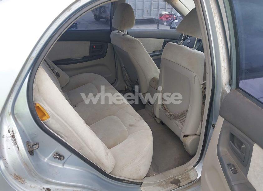 Photo 8 of 2005 Kia Spectra EX/LX/SX (VIN KNAFE121755142490)