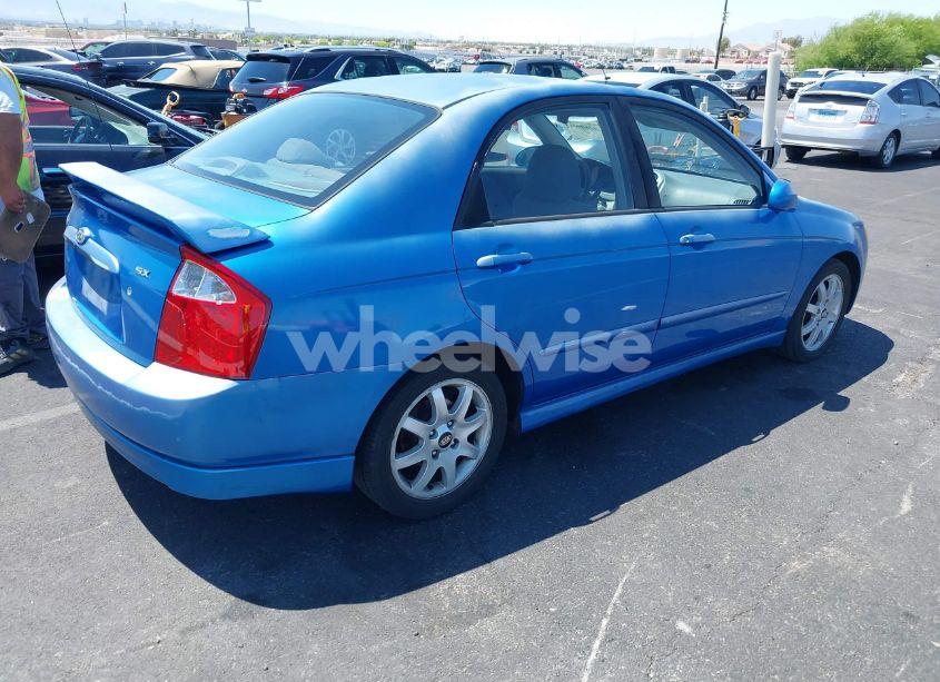 Photo 4 of 2005 Kia Spectra EX/LX/SX (VIN KNAFE121855155765)