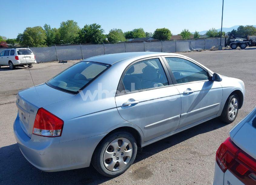 Photo 4 of 2008 Kia Spectra EX (VIN KNAFE121885525858)