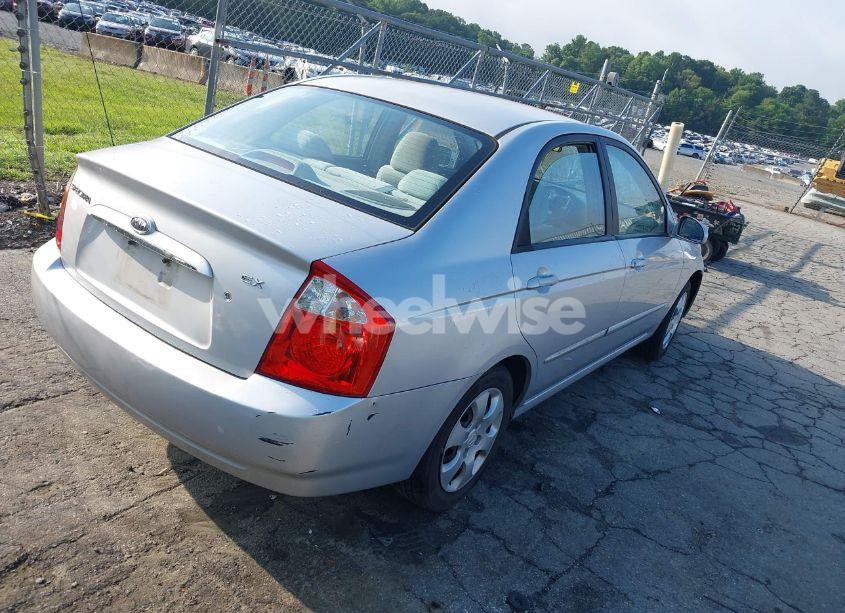Photo 4 of 2006 Kia Spectra EX/LX/SX (VIN KNAFE122165344686)