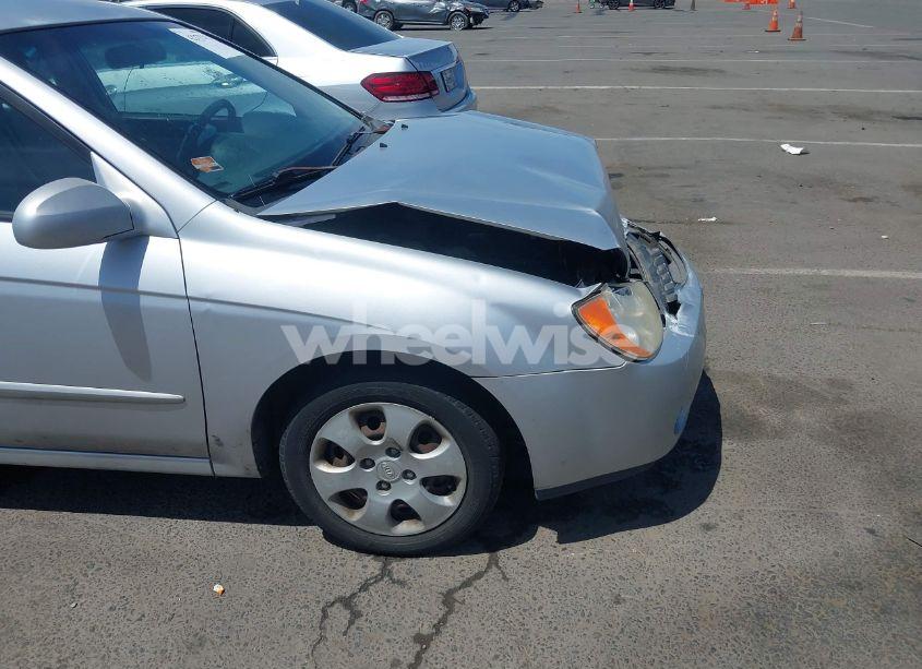 Photo 18 of 2006 Kia Spectra EX/LX/SX (VIN KNAFE122365290517)