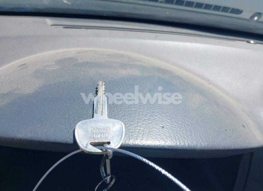 Photo 11 of 2005 Kia Spectra EX/LX/SX (VIN KNAFE122555192572)