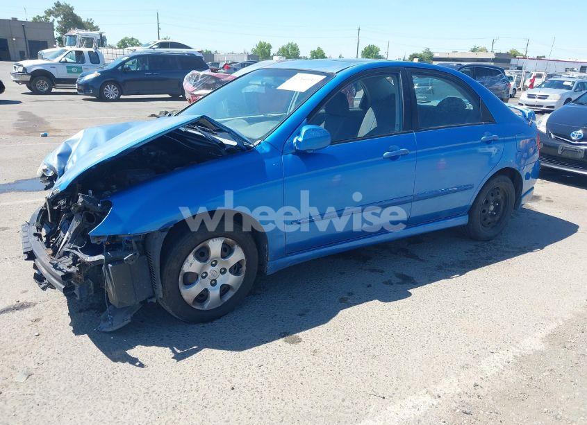 Photo 2 of 2005 Kia Spectra EX/LX/SX (VIN KNAFE122555192572)