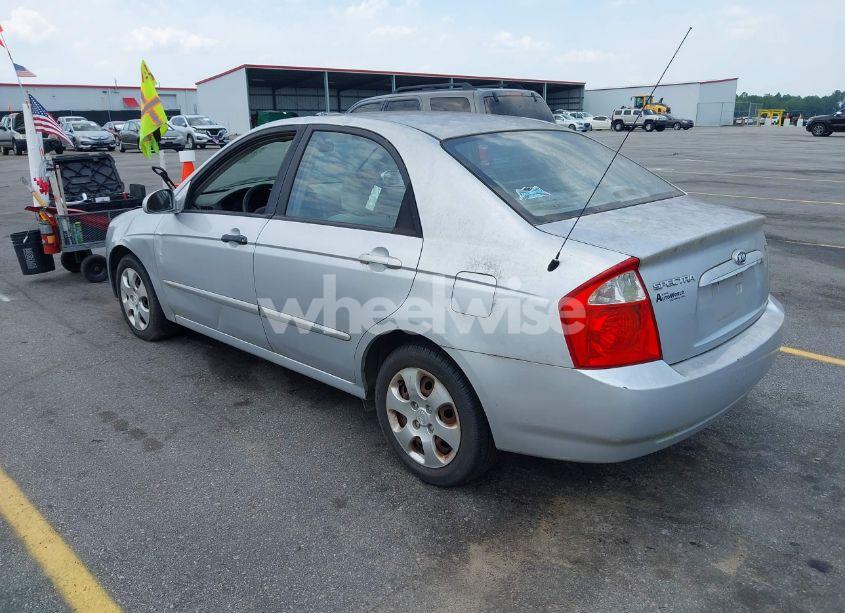 Photo 3 of 2006 Kia Spectra EX/LX/SX (VIN KNAFE122565327356)