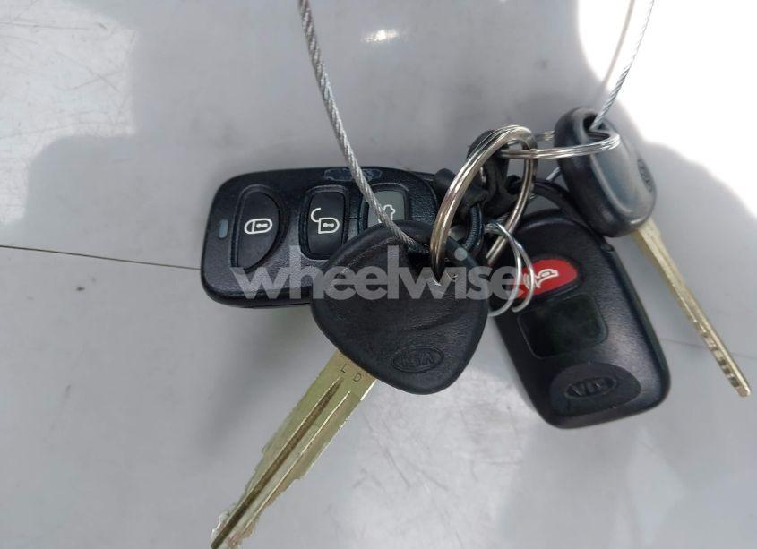 Photo 11 of 2007 Kia Spectra EX (VIN KNAFE122775468060)