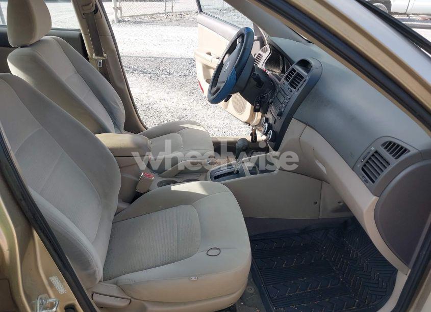 Photo 5 of 2008 Kia Spectra EX (VIN KNAFE122785581489)