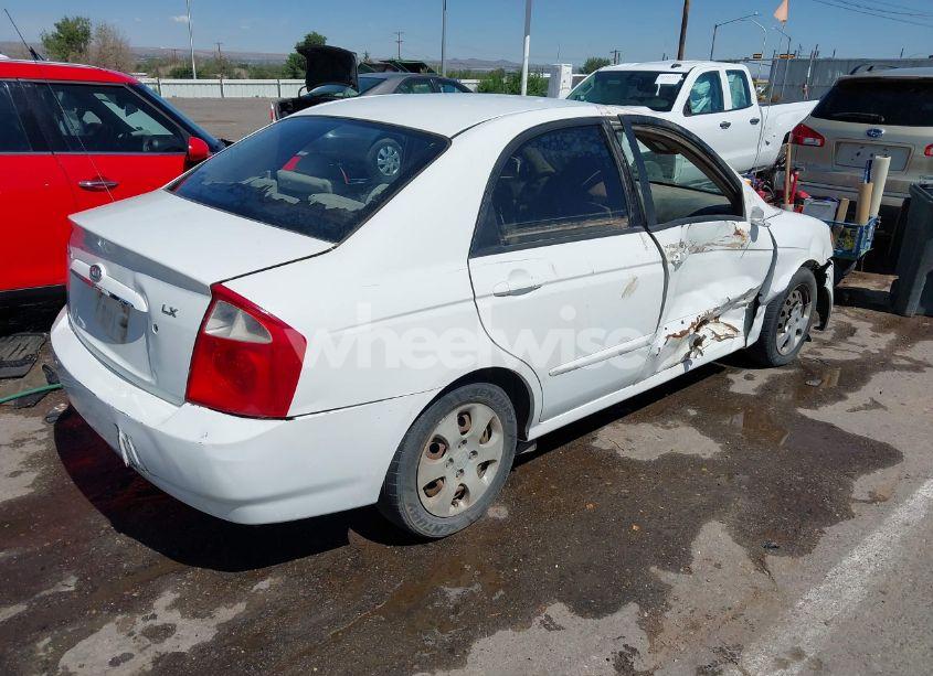 Photo 4 of 2005 Kia Spectra EX/LX/SX (VIN KNAFE122955121133)