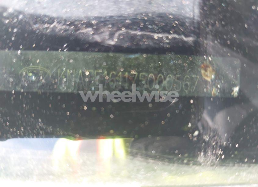 Photo 11 of 2007 Kia Spectra5 SX (VIN KNAFE161175000567)