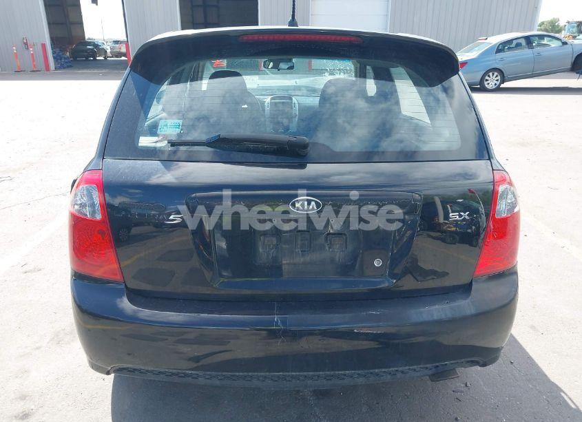 Photo 17 of 2008 Kia Spectra5 SX (VIN KNAFE161285011272)