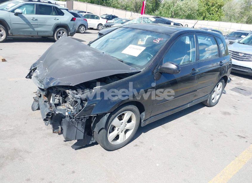 Photo 2 of 2008 Kia Spectra5 SX (VIN KNAFE161285011272)