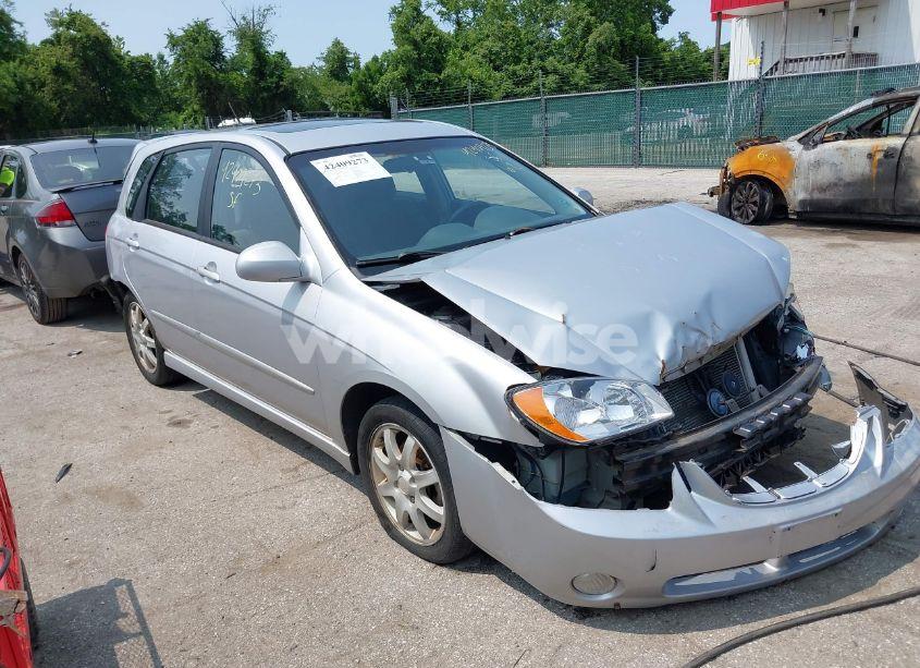 2006 Kia Spectra5 (VIN KNAFE161X65346986) main photo