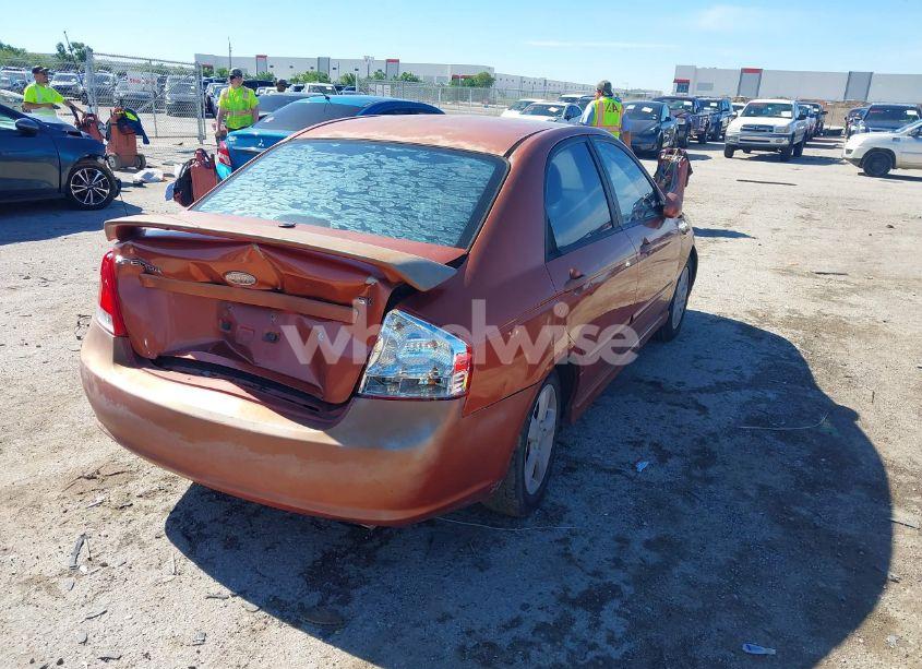 Photo 4 of 2009 Kia Spectra SX (VIN KNAFE221195026584)