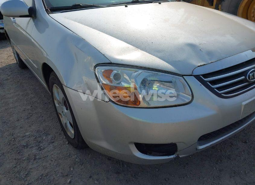 Photo 6 of 2009 Kia Spectra EX (VIN KNAFE221295658087)