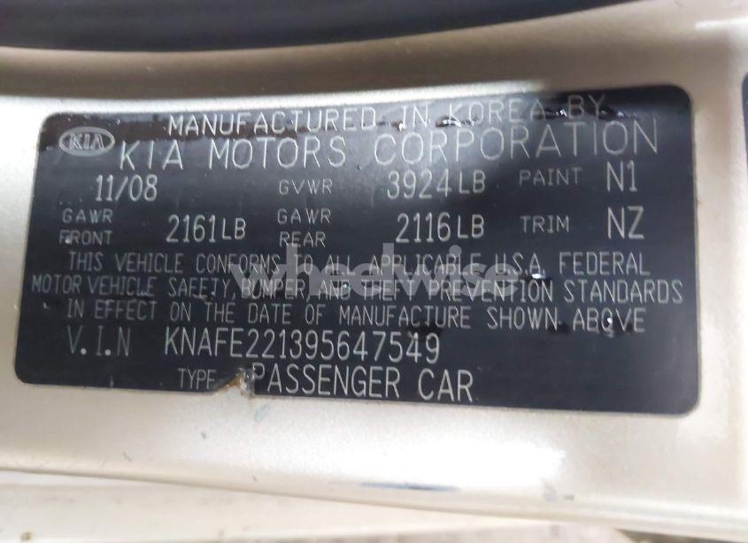 Photo 9 of 2009 Kia Spectra EX (VIN KNAFE221395647549)