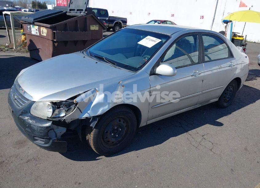 Photo 2 of 2009 Kia Spectra EX (VIN KNAFE221395666845)