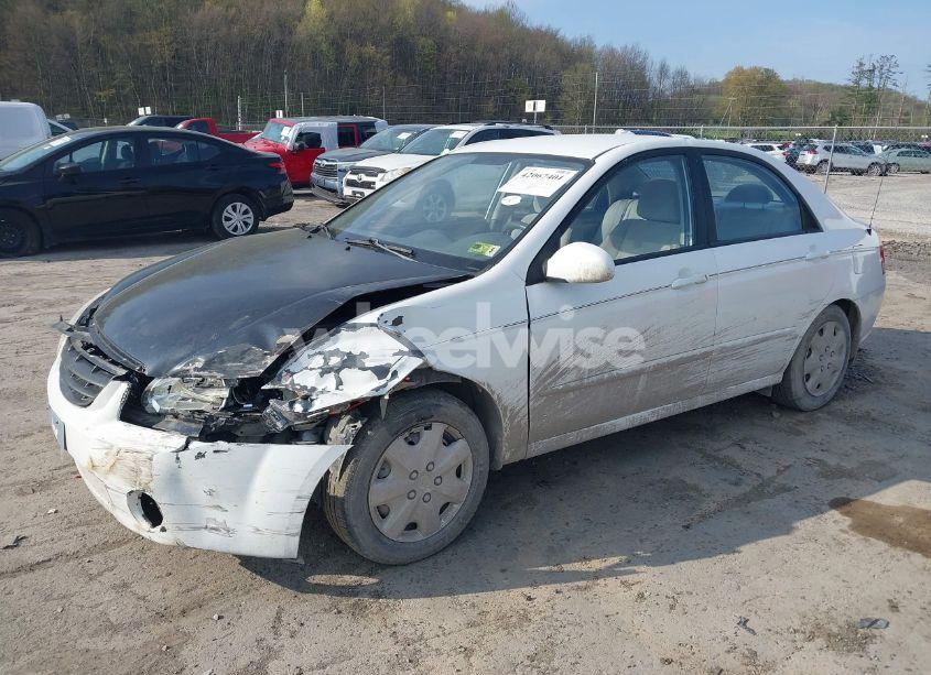 Photo 2 of 2009 Kia Spectra EX (VIN KNAFE221895630973)