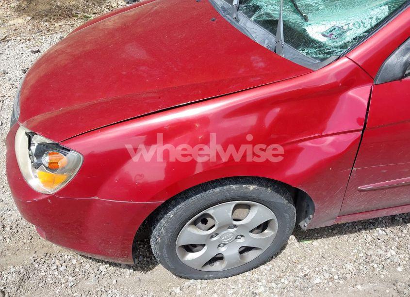 Photo 6 of 2009 Kia Spectra EX (VIN KNAFE221995651296)