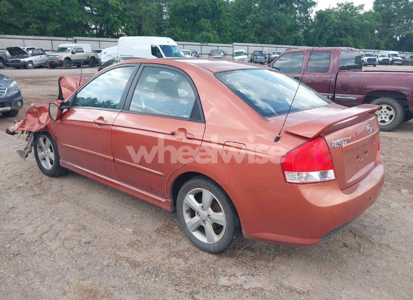 Photo 3 of 2009 Kia Spectra SX (VIN KNAFE222395027440)