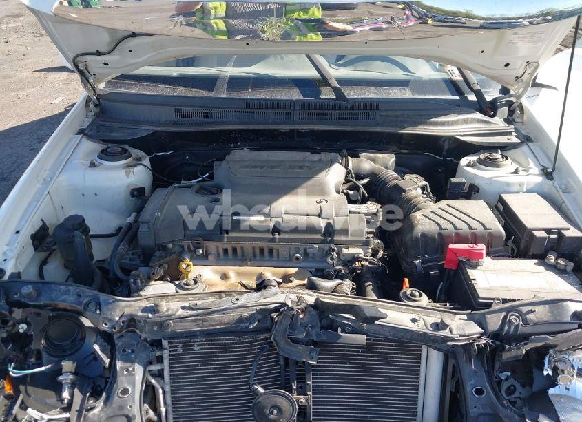 Photo 10 of 2009 Kia Spectra LX (VIN KNAFE222595616439)