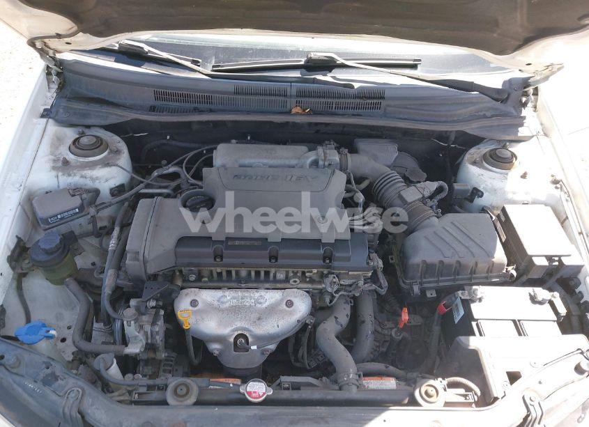 Photo 10 of 2009 Kia Spectra EX (VIN KNAFE222595664720)