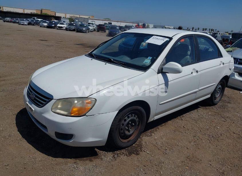 Photo 2 of 2009 Kia Spectra EX (VIN KNAFE222595664720)