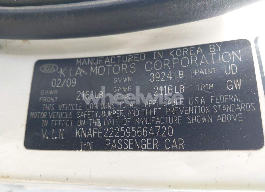 Photo 9 of 2009 Kia Spectra EX (VIN KNAFE222595664720)