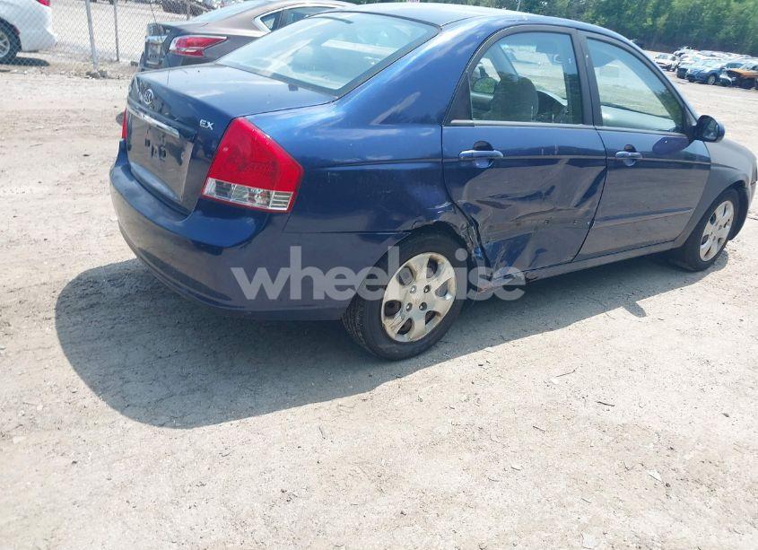 Photo 4 of 2009 Kia Spectra EX (VIN KNAFE222795638166)