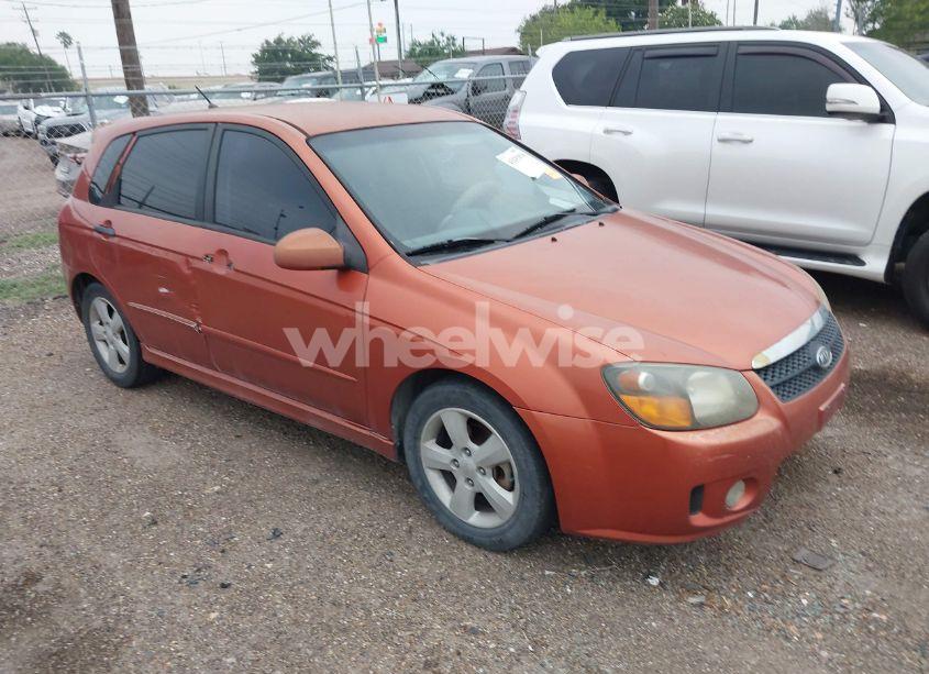 2009 Kia Spectra5 SX (VIN KNAFE241995024725) main photo