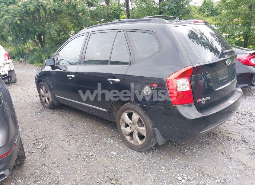 Photo 3 of 2007 Kia Rondo EX (VIN KNAFG525977062376)