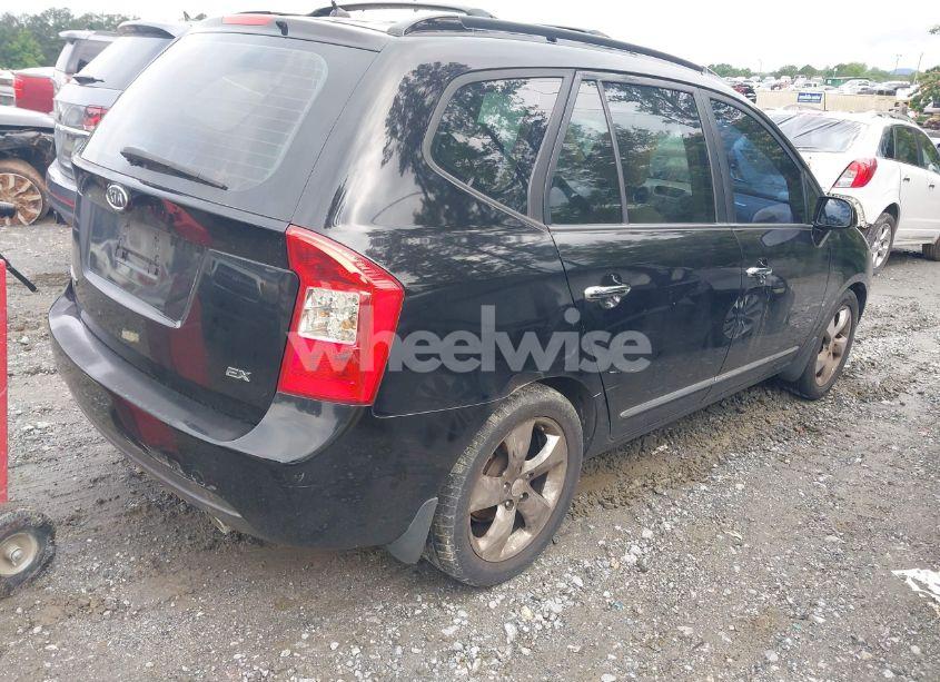 Photo 4 of 2007 Kia Rondo EX (VIN KNAFG525977062376)