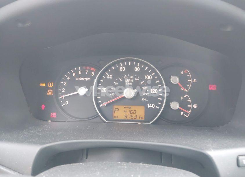 Photo 7 of 2008 Kia Rondo LX BASE (VIN KNAFG525X87150631)