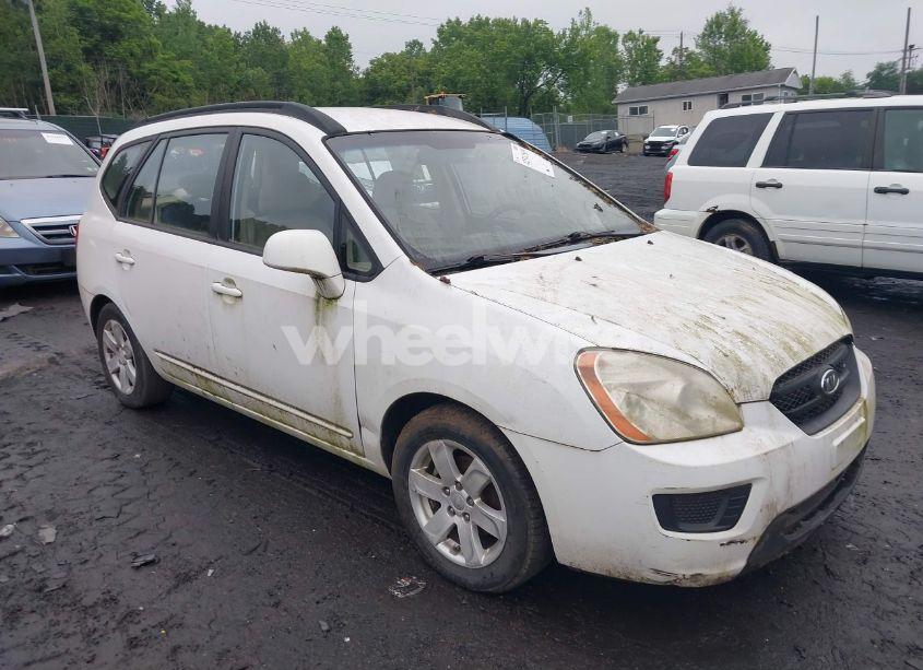 2008 Kia Rondo LX V6 (VIN KNAFG526387170843) main photo