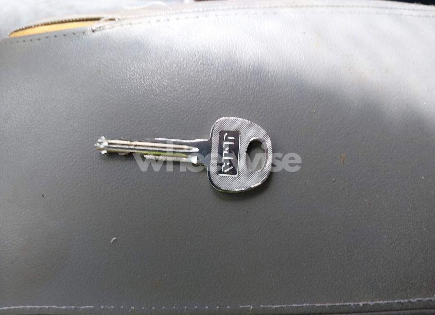 Photo 11 of 2007 Kia Rondo LX V6 (VIN KNAFG526477110293)