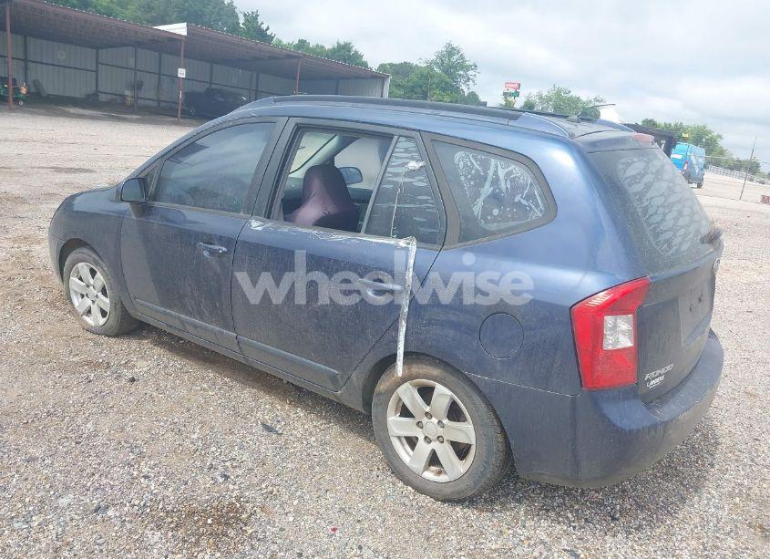 Photo 3 of 2007 Kia Rondo LX V6 (VIN KNAFG526477110293)