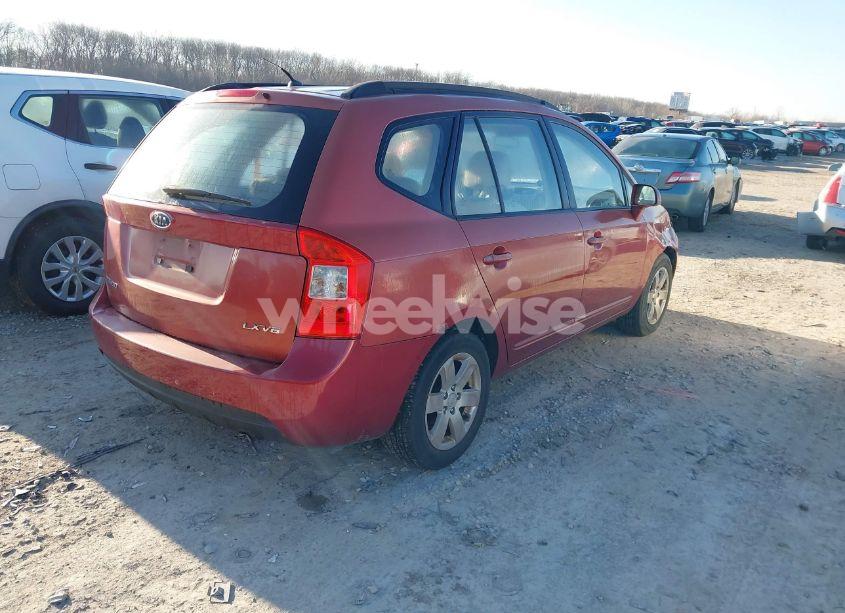 Photo 4 of 2008 Kia Rondo LX V6 (VIN KNAFG526587147323)